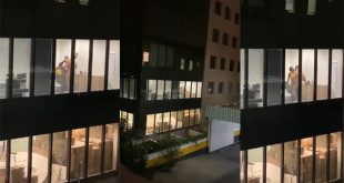 Bystanders Recording Boss – Fucking His Secretary – in the Office Building